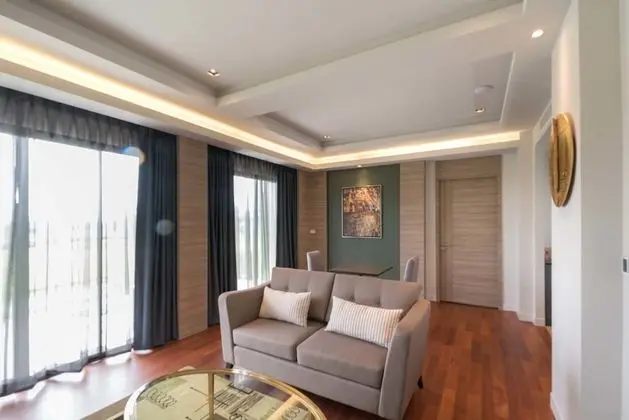 Luxury Lagoon Villa