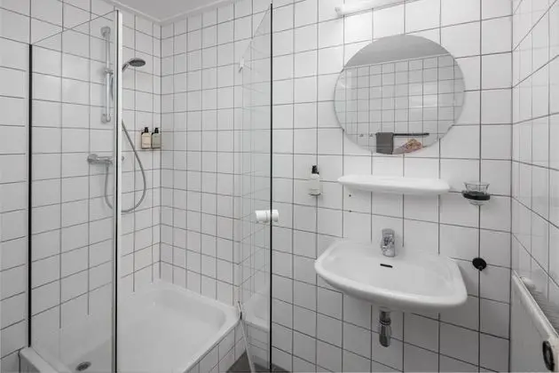 Deluxe Tek Büyük Yataklı Oda, Bahçe Manzaralı