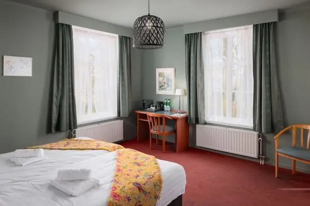 Family Oda, Bahçe Manzaralı