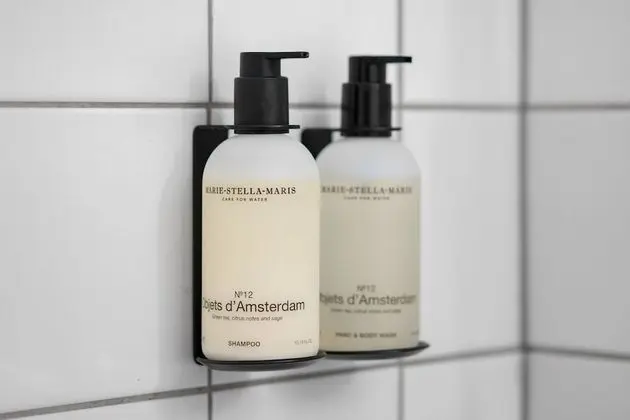 Family Oda, Bahçe Manzaralı