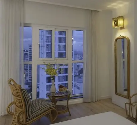 Superior Oda, Şehir Manzaralı