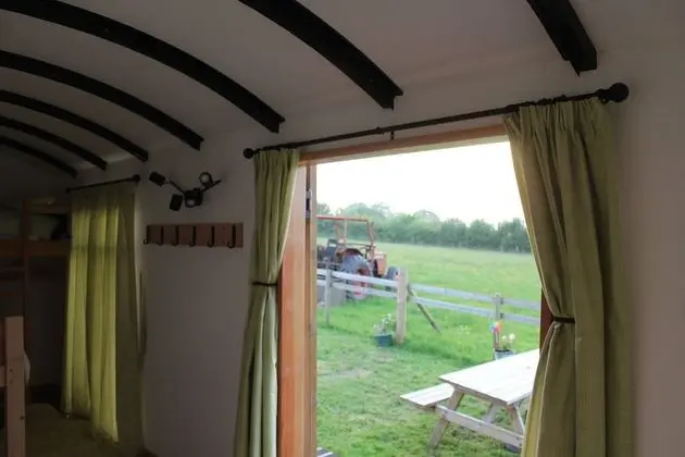 Kulübe (Glamping Railway Wagon)