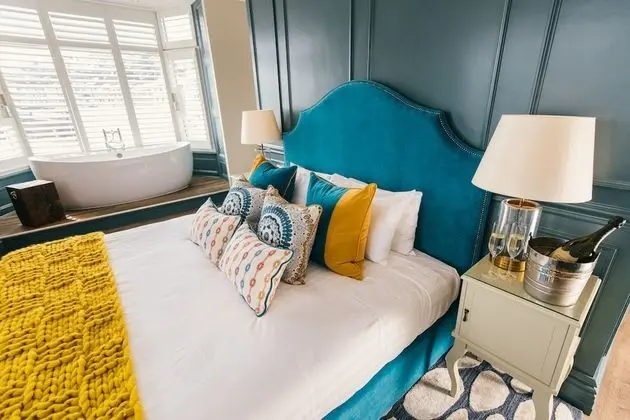 Luxury Süit, 1 En Büyük (King) Boy Yatak, Balkon, Liman Manzaralı