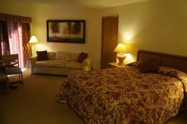 Deluxe Room, 1 Queen Bed - Ski Passes available at property