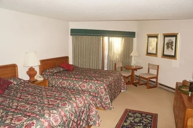 Deluxe Room, 2 Queen Beds - Ski Passes available at property