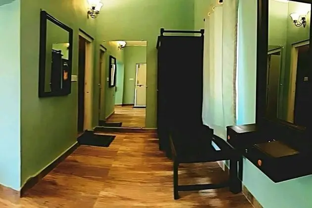 Hill View Cottage