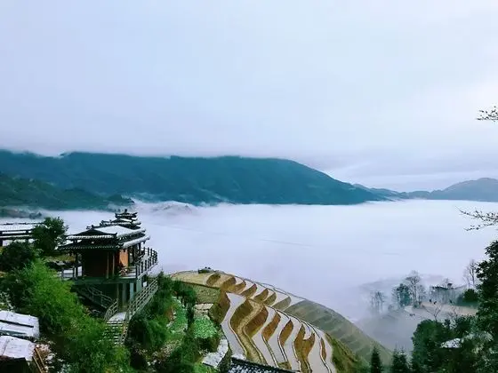 Tek Büyük Yataklı Oda, Dağ Manzaralı