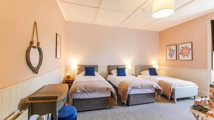 Deluxe Üç Kişilik Oda