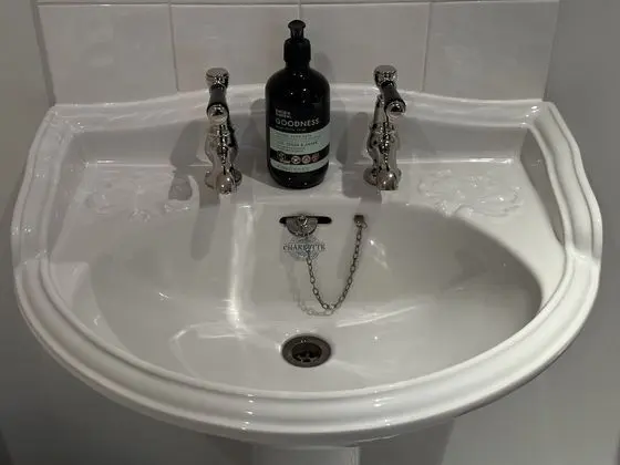 Deluxe Tek Büyük Yataklı Oda, Küvet