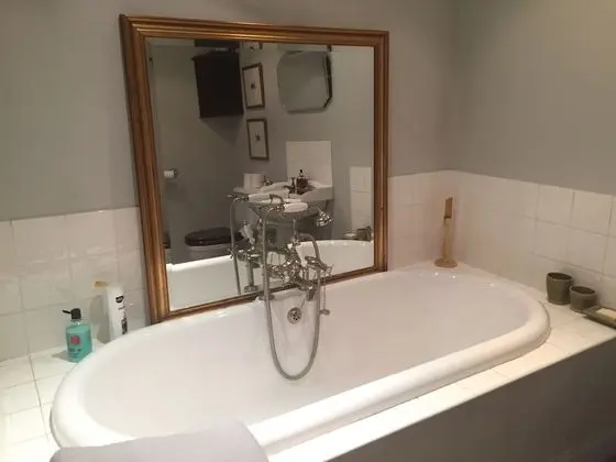 Deluxe Tek Büyük Yataklı Oda, Küvet