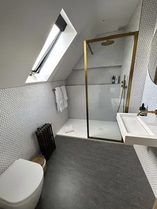 Tek Büyük veya İki Ayrı Yataklı Oda, Özel Banyo