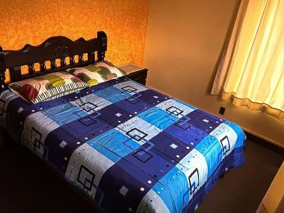 Tek Büyük Yataklı Oda, 1 Çift Kişilik Yatak, Ortak Banyo