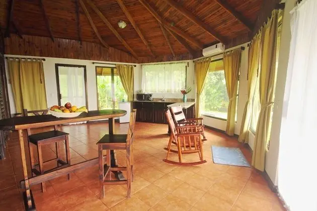 Villa, 1 Yatak Odası, Bahçe Manzaralı, Dağ Yamacı