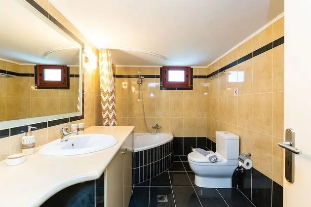 Villa, 3 Yatak Odası, Kişiye Özel Havuzlu, Dağ Manzaralı