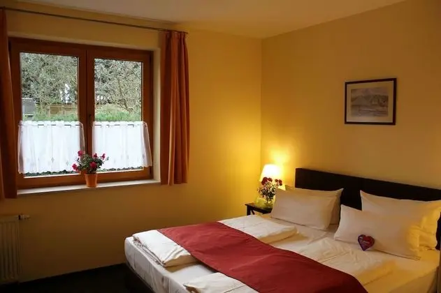 Tek Büyük veya İki Ayrı Yataklı Oda, 2 Tek Kişilik Yatak