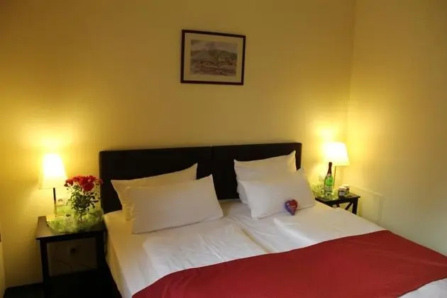 Tek Büyük veya İki Ayrı Yataklı Oda, 2 Tek Kişilik Yatak