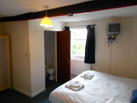 Üç Kişilik Oda, Banyolu/Duşlu (Room Only)