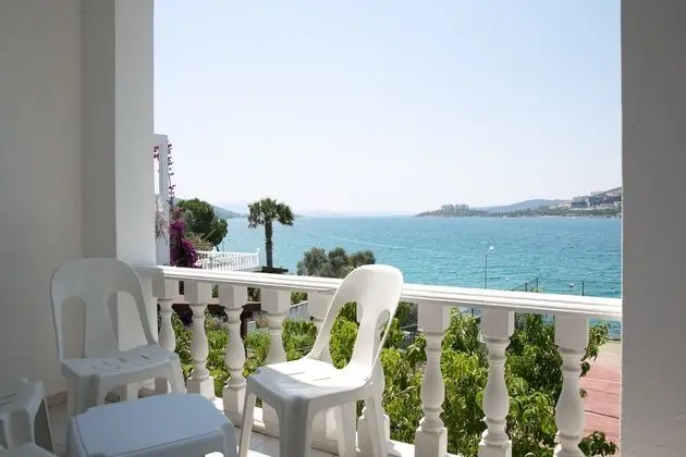 https://imagessl.etstur.com/files/images/hotelImages/TR/53980/l/Bodrum-Greenport-Oda-202856.jpg