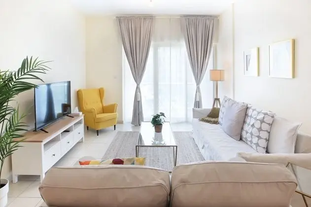 Luxury Apart Daire, 1 En Büyük (King) Boy Yatak ve Çekyat, Balkon, Havuz Manzaralı