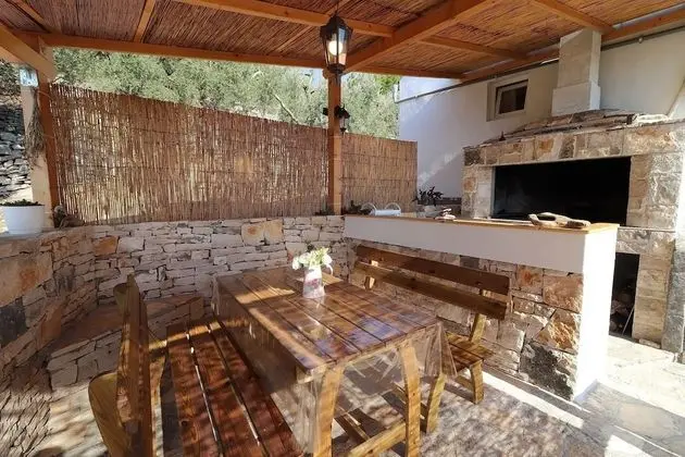 Kır Evi (Two Bedroom Holiday Home - Terrace an)