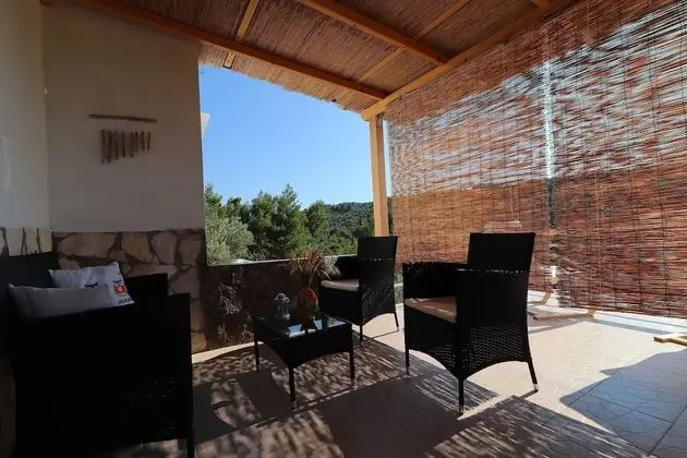 Kır Evi (Two Bedroom Holiday Home - Terrace an)