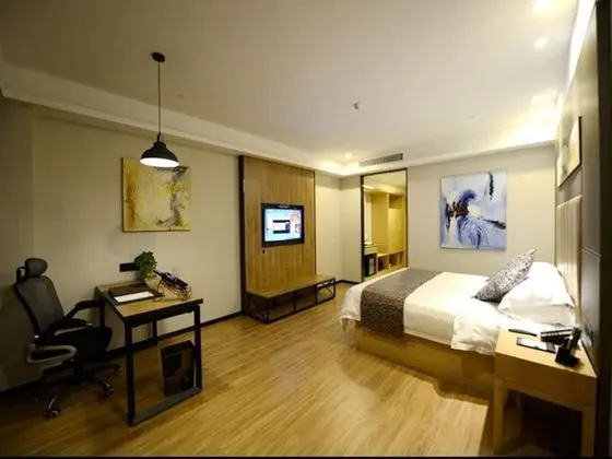 Deluxe Tek Büyük Yataklı Oda