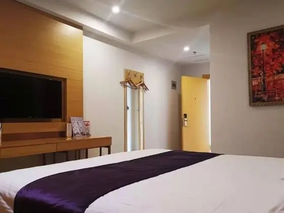 Business Tek Büyük Yataklı Oda, 1 En Büyük (King) Boy Yatak