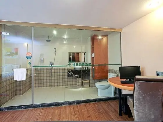 Standard Oda, 1 En Büyük (King) Boy Yatak, Manzaralı