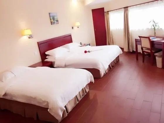 Deluxe İki Ayrı Yataklı Oda