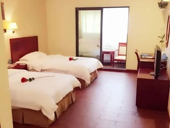 Deluxe İki Ayrı Yataklı Oda