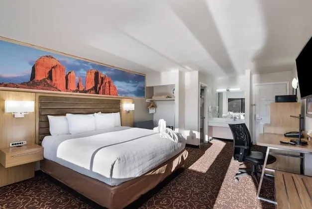 Standard Room, 1 King Bed