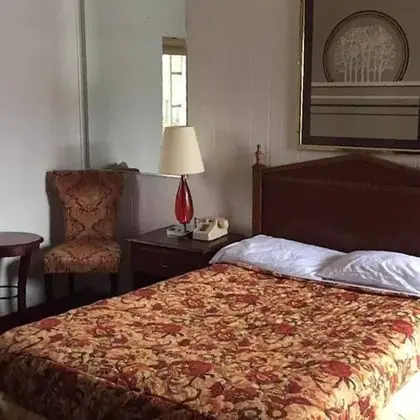 Oda, 2 Çift Kişilik Yatak, Sigara İçilmez, Buzdolabı ve Mikrodalga