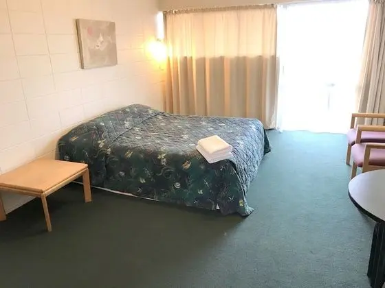 Stüdyo (Budget for 2)