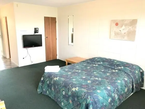 Stüdyo (Budget for 2)