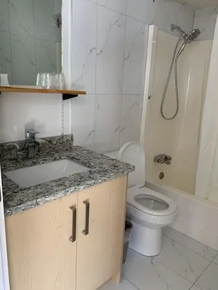 Basic Oda, 2 Çift Kişilik Yatak, Küçük Mutfak