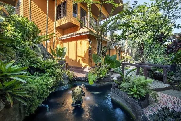 2 bedroom villa