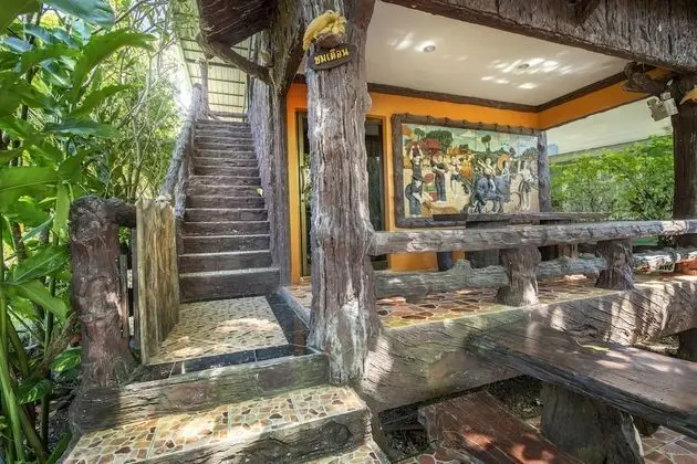 Grand Villa