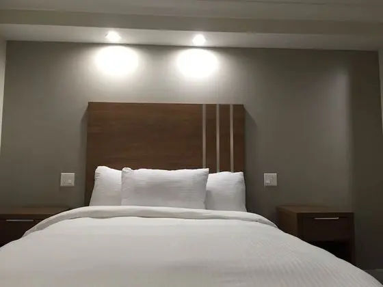 Premium Oda, 1 Büyük (Queen) Boy Yatak, Sigara İçilmez