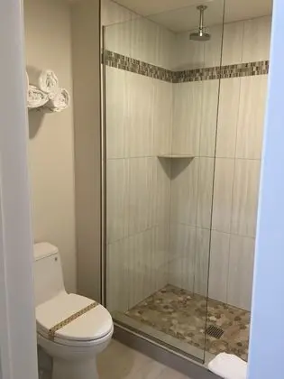 Premium Oda, 1 Büyük (Queen) Boy Yatak, Sigara İçilmez