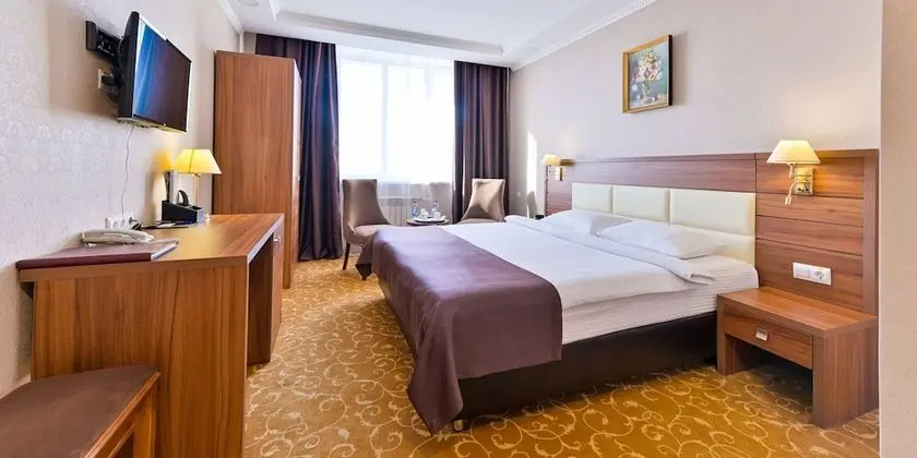 Standard Tek Büyük Yataklı Oda