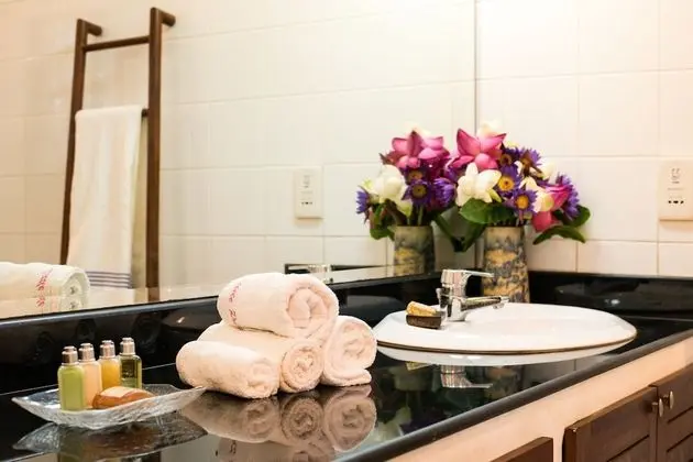 Luxury Tek Büyük Yataklı Oda, Bahçe Manzaralı
