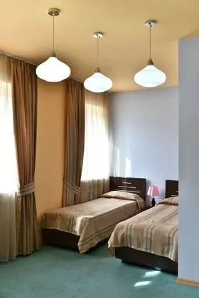 Standard Tek Büyük veya İki Ayrı Yataklı Oda