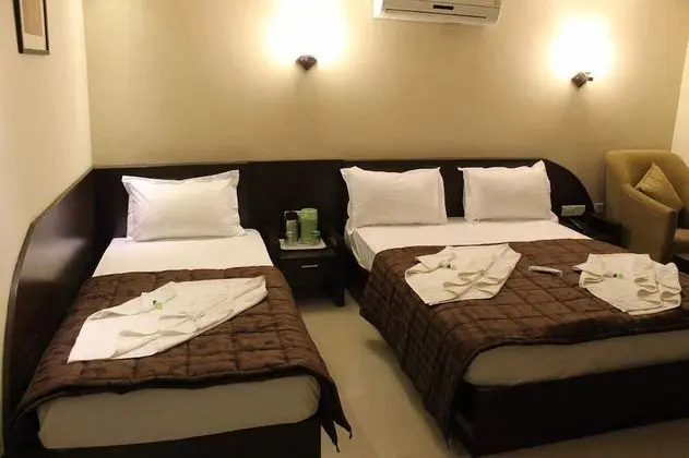 Deluxe Üç Kişilik Oda