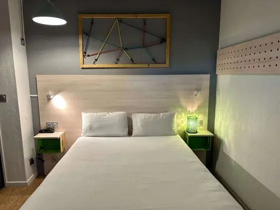 Tek Büyük Yataklı Oda (Pure)