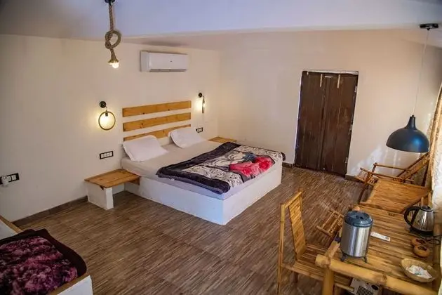 Family Süit, Birden Çok Yatak, Sigara İçilebilir, Nehir Manzaralı