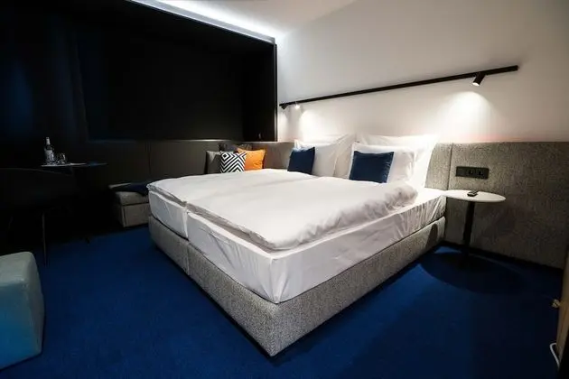 Comfort Tek Büyük Yataklı Oda
