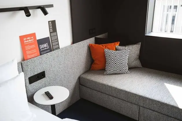 Comfort Tek Büyük Yataklı Oda