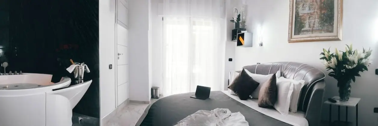 Honeymoon Süit, Jakuzi