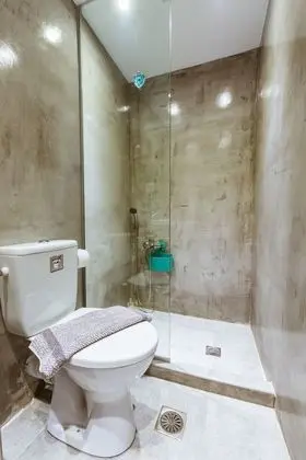 Design Tek Büyük Yataklı Oda, Bahçe Manzaralı