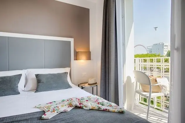 Classic Tek Büyük Yataklı Oda, Balkon